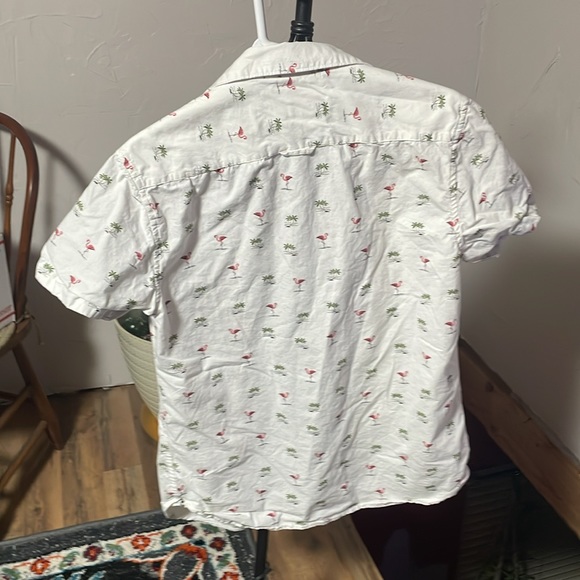🔴Short sleeve button up flamingo - Picture 2 of 4